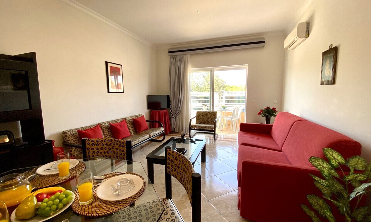 Vilamoura Apartment | Vilamoura Typical 2 With Pool by Homing