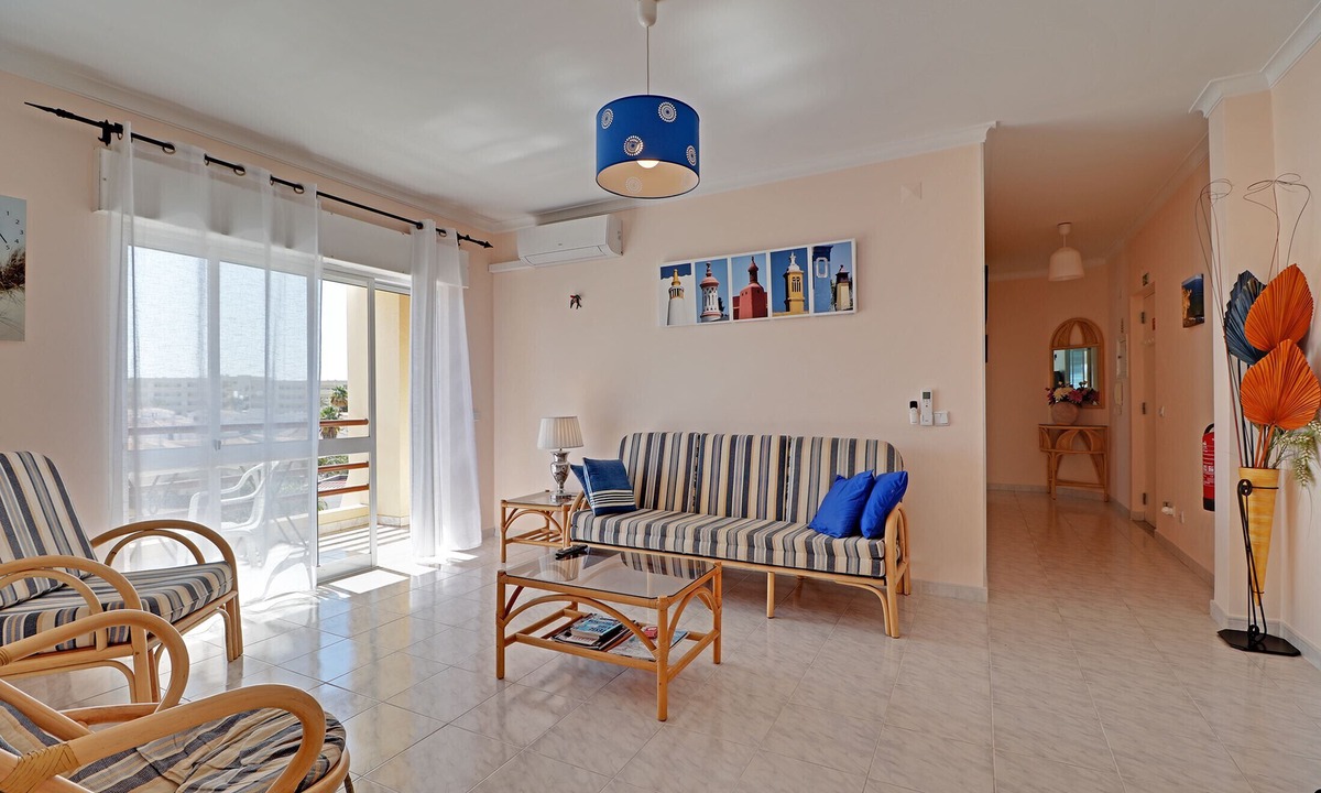 Gale Apartment | Albufeira Concept With Pool by Homing