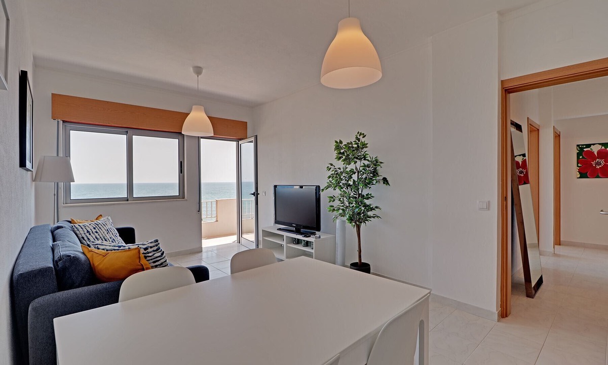 Cavacos Apartment | Quarteira Beach & Ocean View 1 by Homing