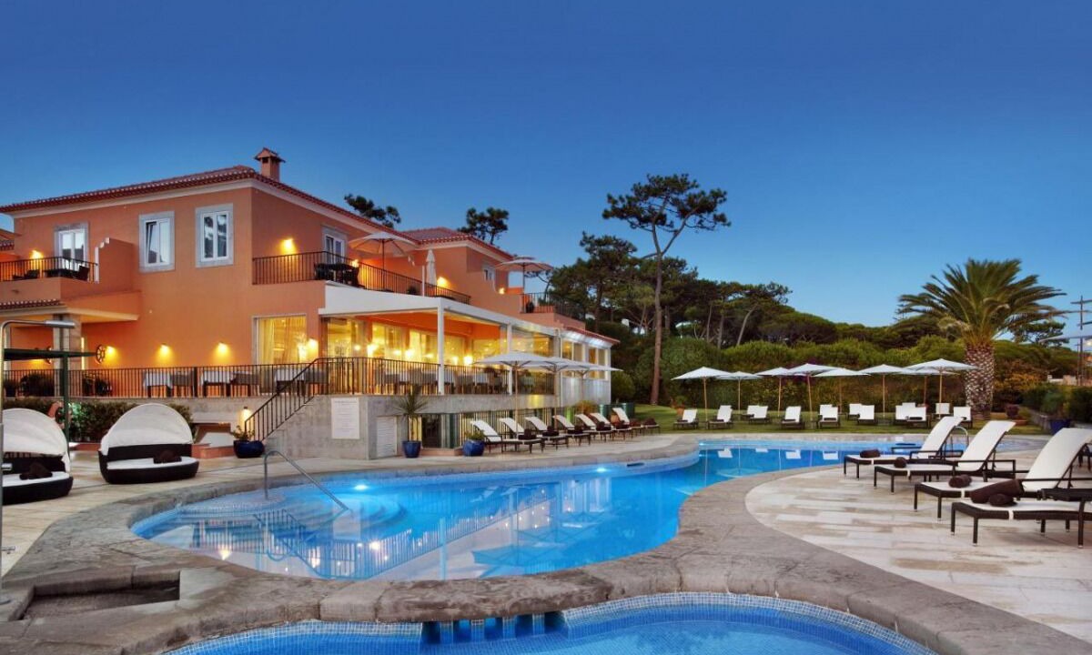 Quinta da Marinha House | Quiet Oasis! On-site Restaurant and Bar, Minutes to Manuel Possolo Hippodrome!