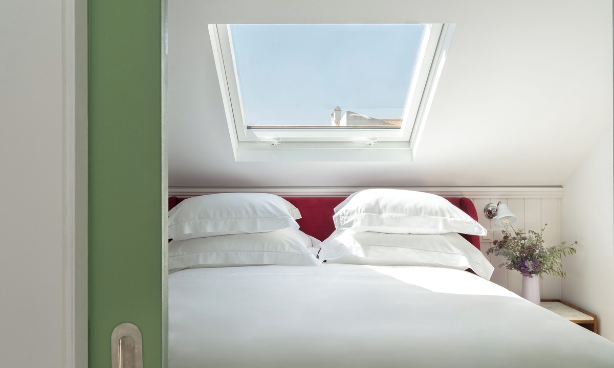 Alvito House | The Green House by Santiago de Alfama