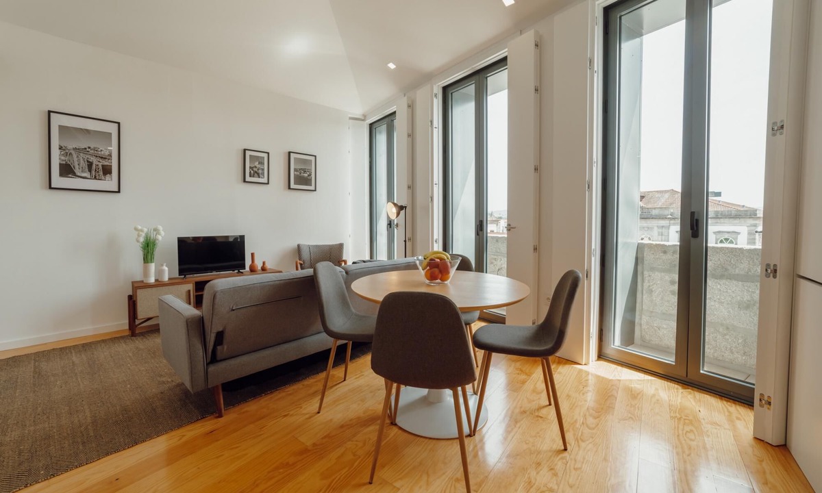 Campanha Apartment | Courtyard Oporto Design Apartment F