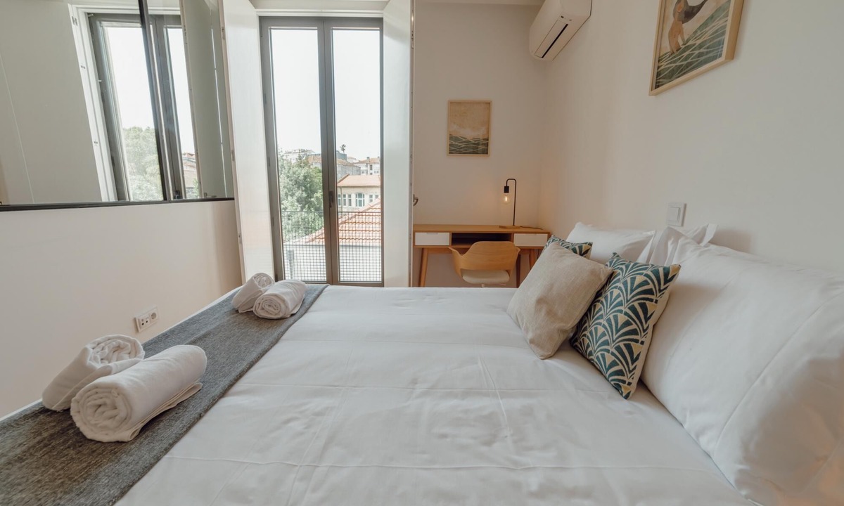 Campanha Apartment | Courtyard Oporto Design Apartment G