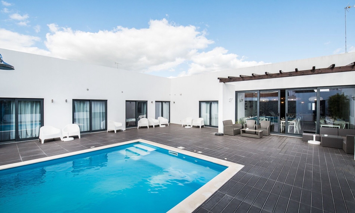 Arraiolos Cottage | Casa de Baco is an accommodation 18 km from Évora, ideal for events and parties.