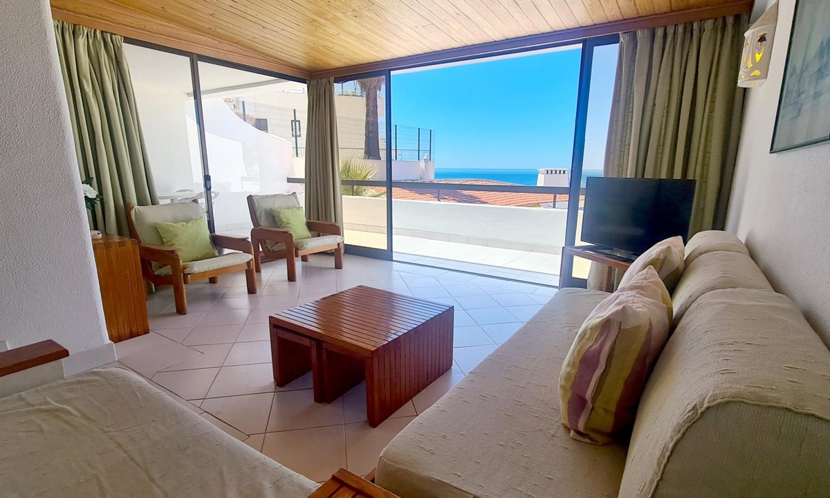 Calicos Apartment | Albufeira One Step to the Beach 13