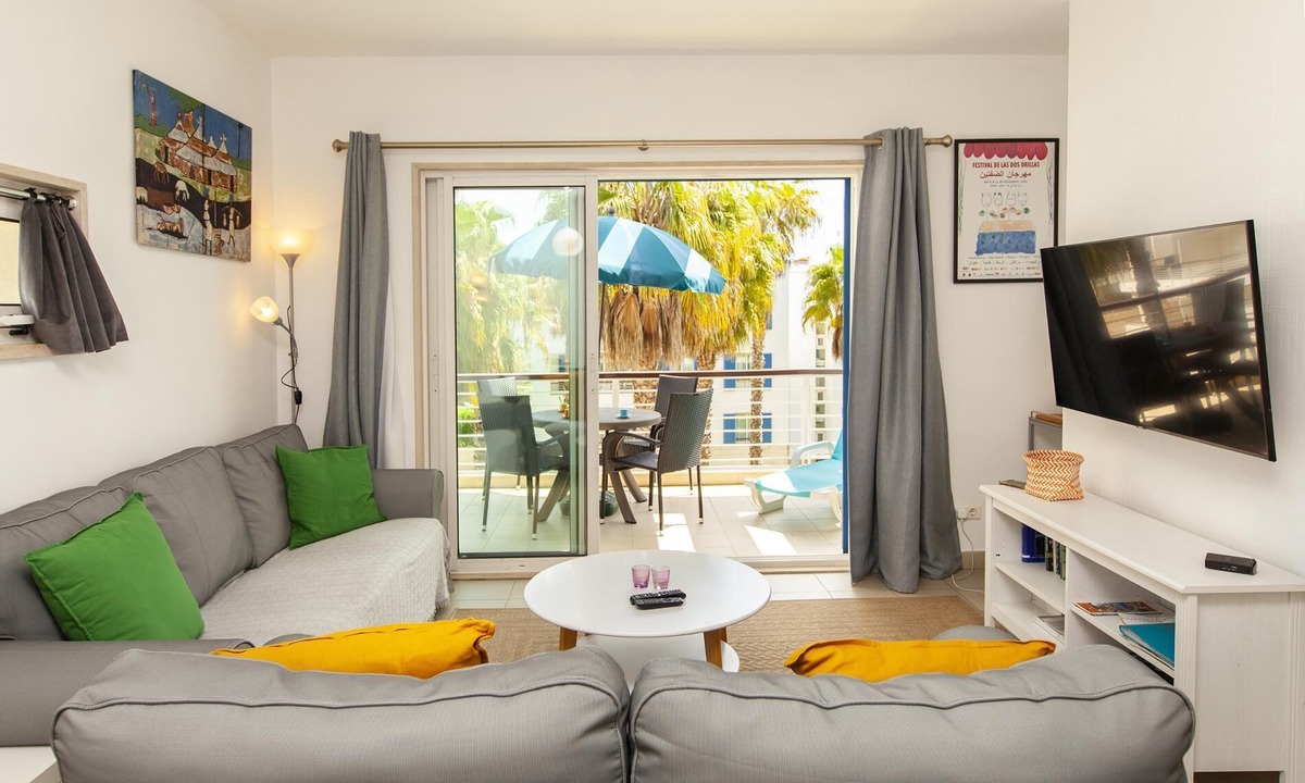 Meia Praia Apartment | B06 - Top Floor Marina Club 2 Bed Apartment by DreamAlgarve