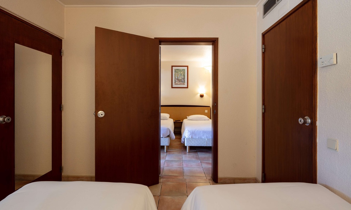 Sao Sebastiao Hotel | Hotel Campanile Lisbon South - Setubal