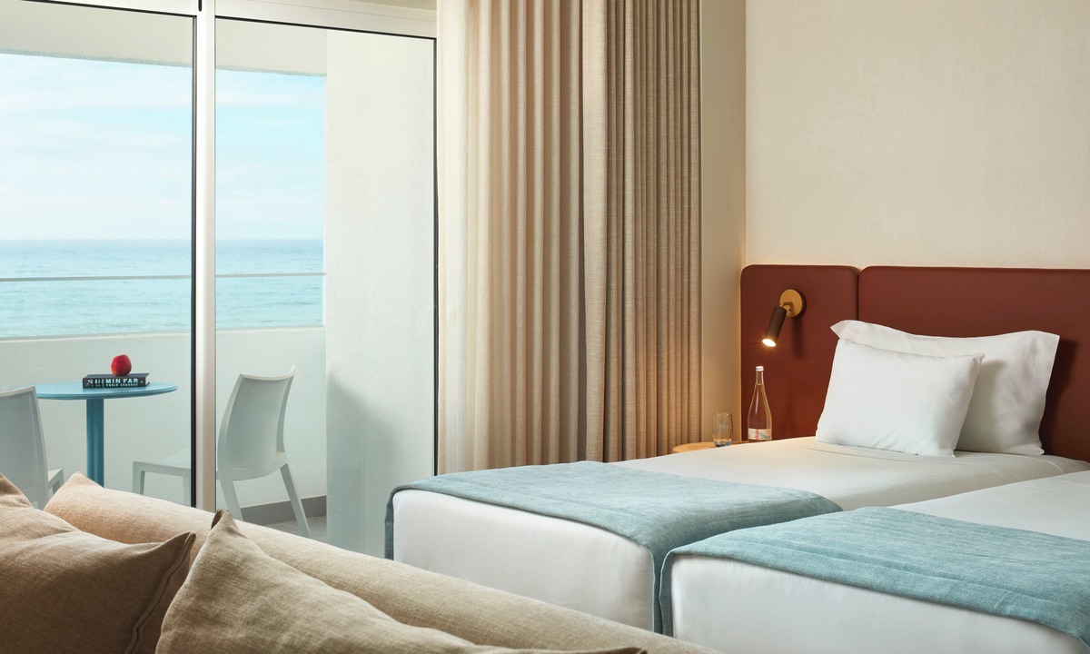 Cavacos Hotel | Dom Jose Beach Hotel