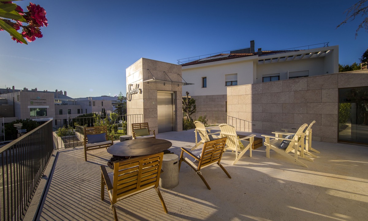 Estoril House | Somewhere Estoril Guesthouse