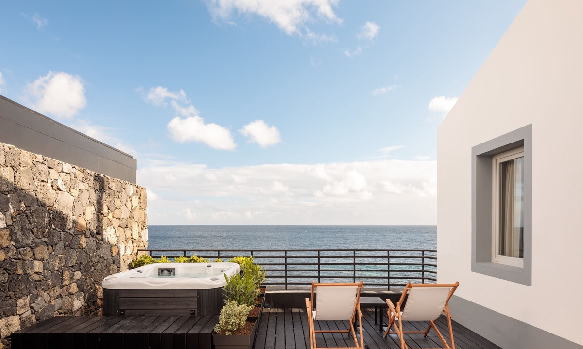 Lagoa Hotel | White Exclusive Suite & Villas