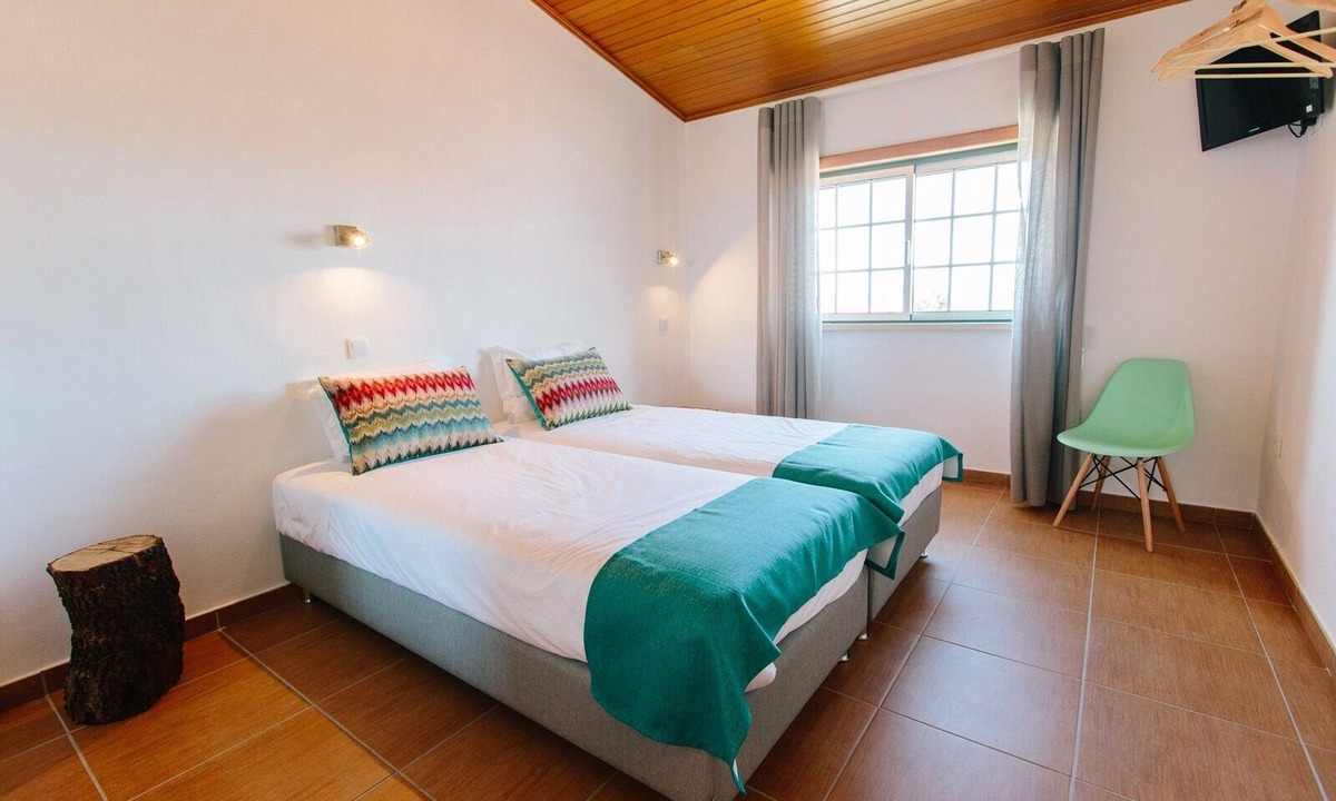 Nazare Bed & Breakfast | Zulla Nazaré Surf Village