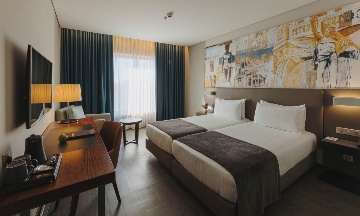 Bonfim Hotel | Timbre Heroismo