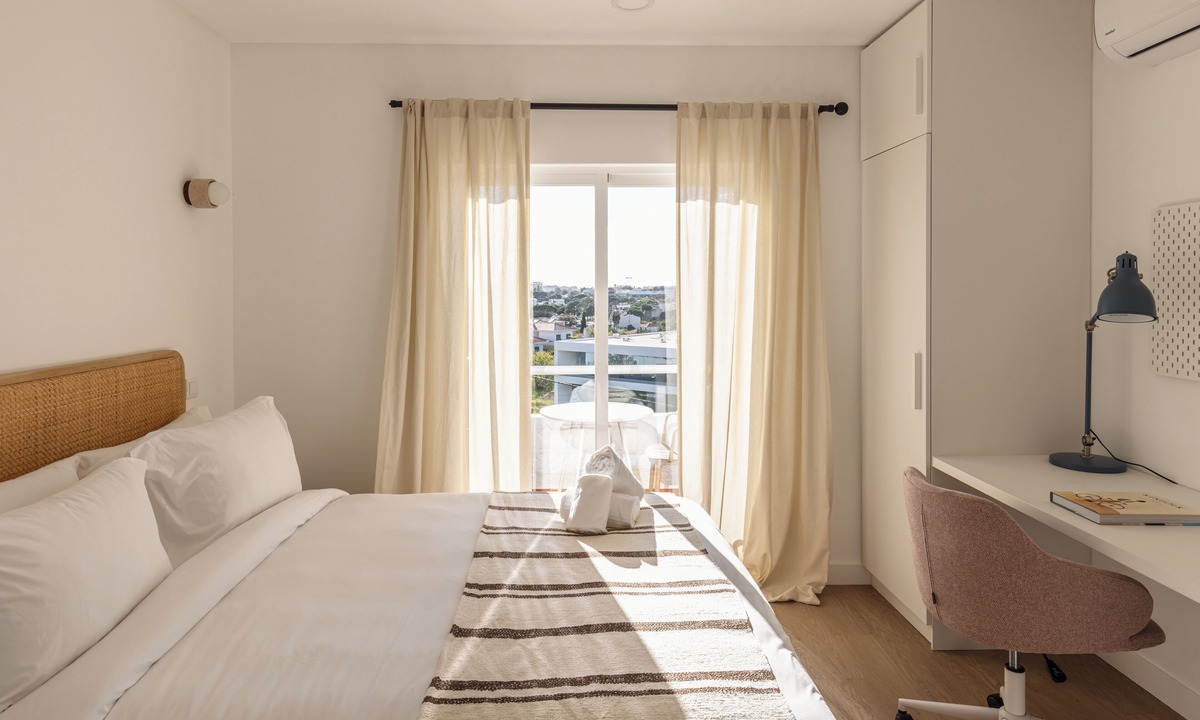 Quarteira Hotel | Outsite Vilamoura - Work, Connect, Explore