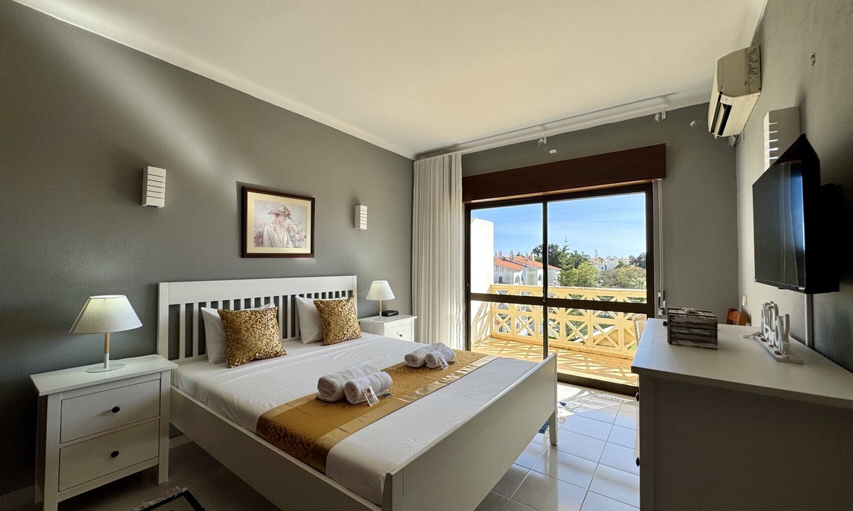 Areias de Sao Joao Apartment | Albufeira Central 8 by Homing