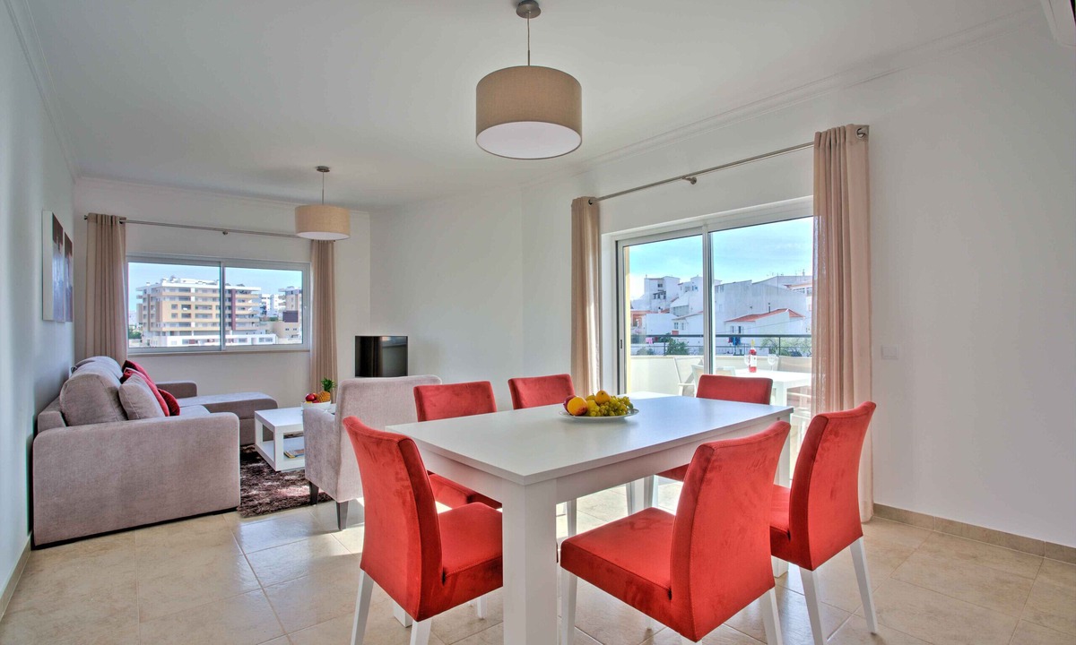 Funchal Apartment | Lagos Palm Tree 1 With Pool by Homing