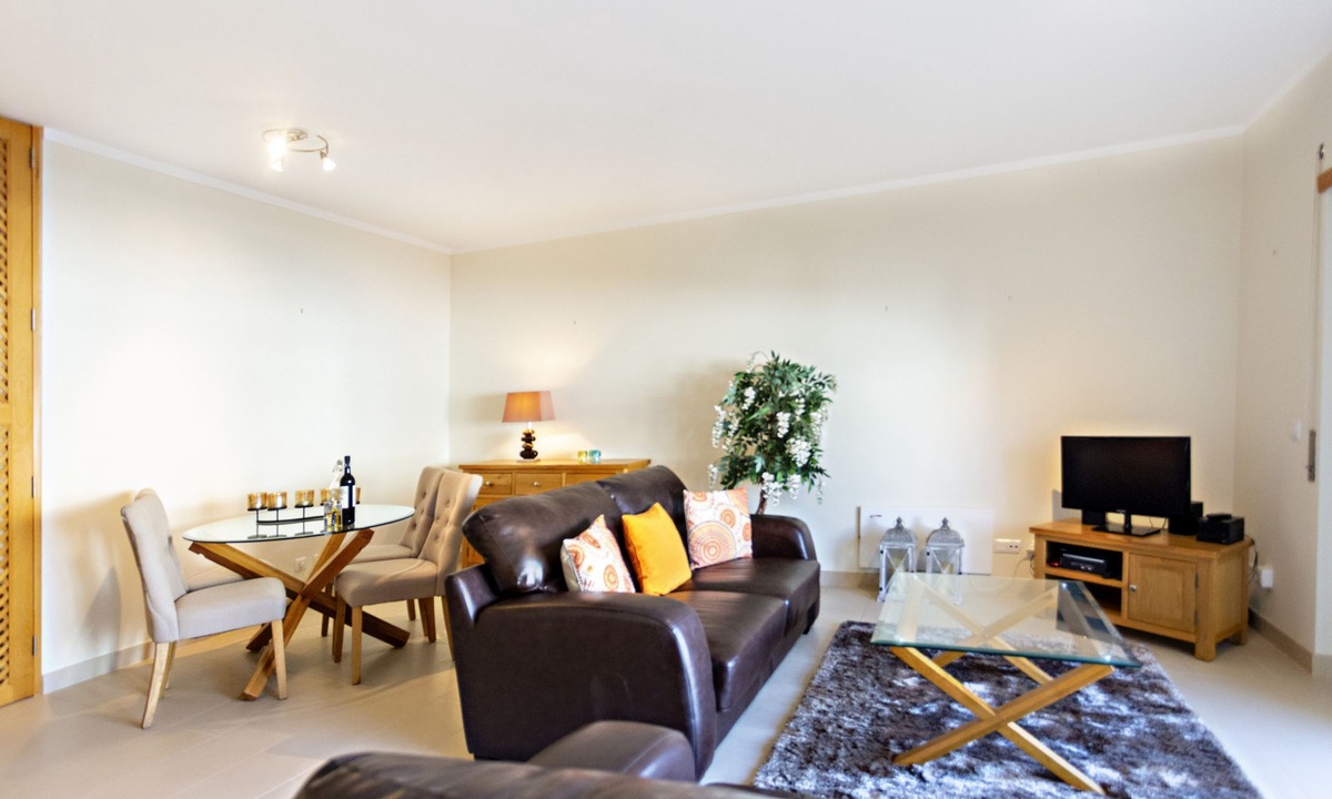 Cabanas Apartment | CB Ocean Breeze- Cabanas Beach