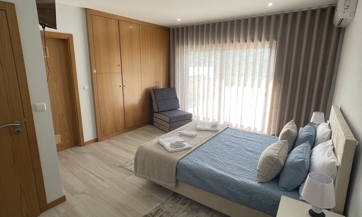 Cabanas de Baixo Hotel | Douro Visit House