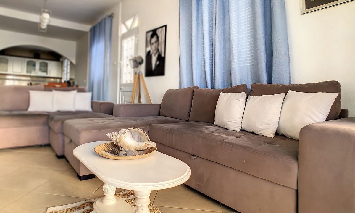 Paul do Mar House | Naya Beach House by LovelyStay