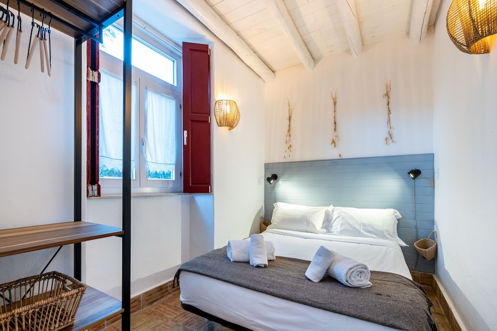Valinhos House | Casa de Cantoneiros, Alfambras