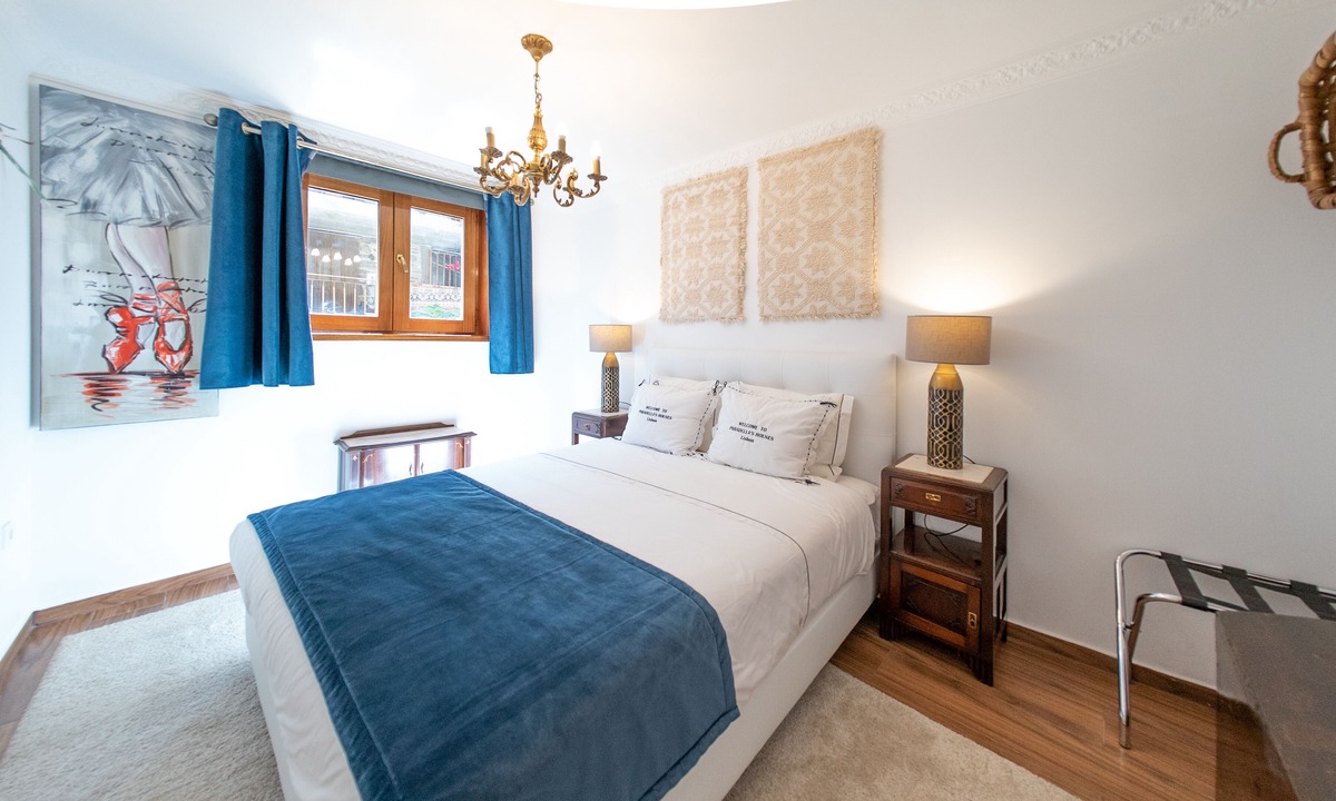 Torre de Moncorvo House | PH in Alto Douro Vinhateiro