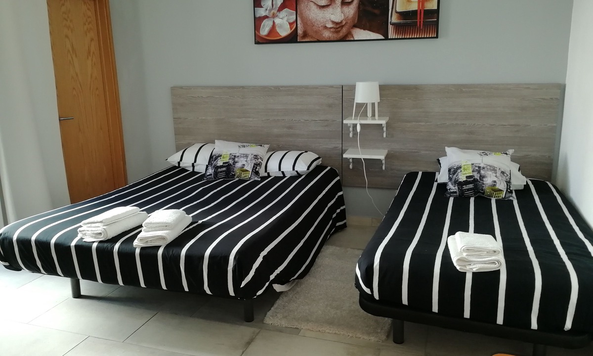 Lagos City Center Hostel | Lagos City Center Guest House & Hostel