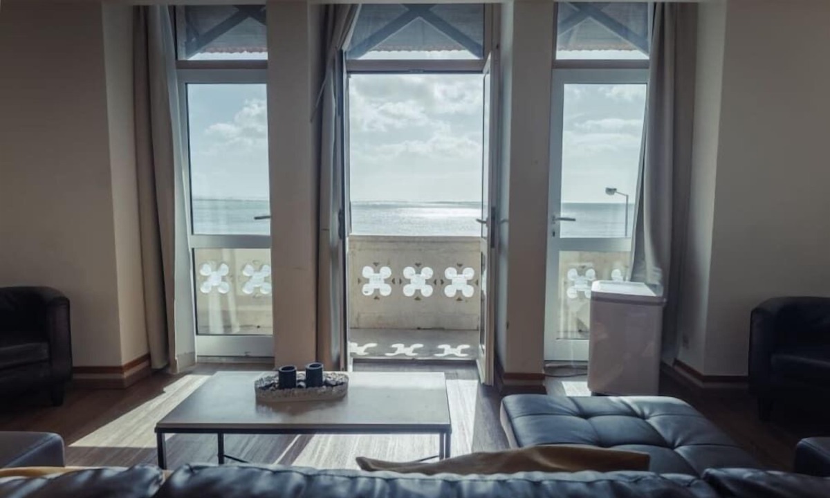 Paco De Arcos Hotel | The Boutique Hotel Solar Palmeiras