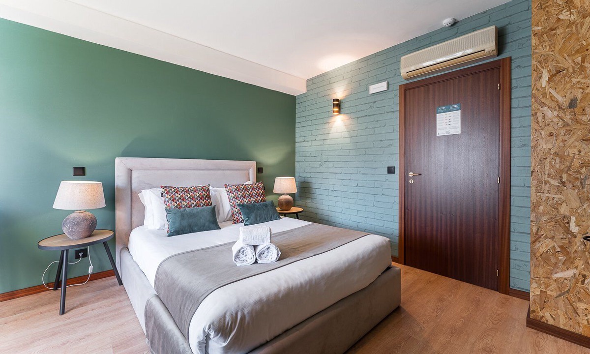 Lordelo do Ouro e Massarelos Apartment | GuestReady Economy - Portfolio Guesthouse Room 405