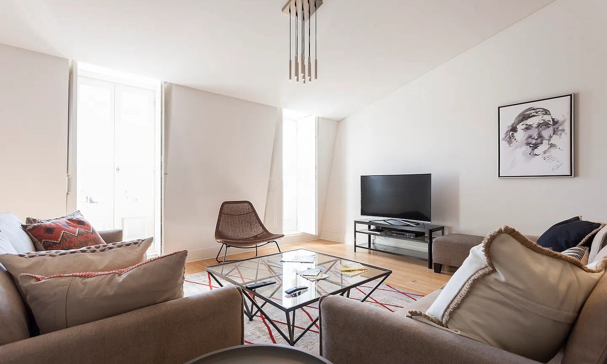 Alfama Apartment | FLH Mouraria Art Apartment with Pool