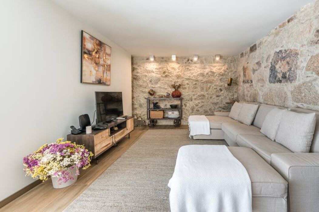Louredo Apartment | Casa Pelourinho de Louredo with pool