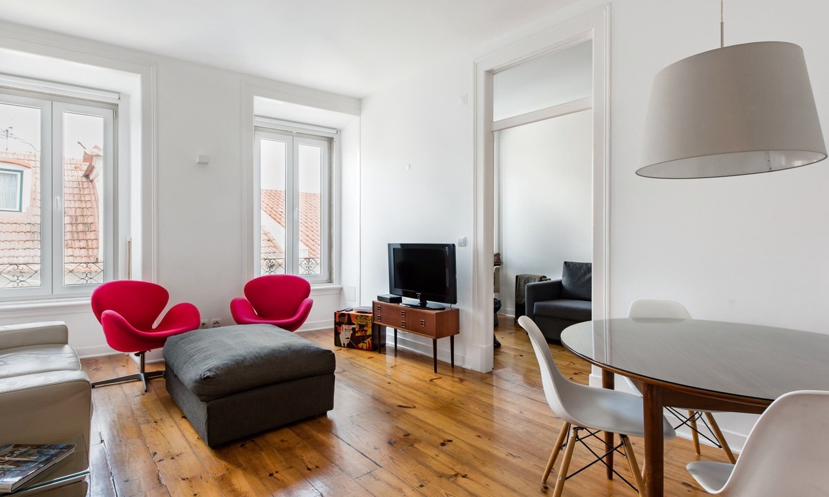 Encarnacao Apartment | Designer Duplex Apartment in BA/Chiado