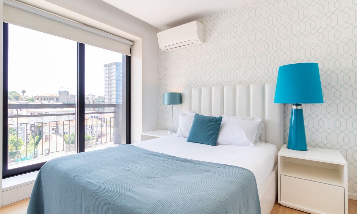 Centro / Baixa Apartment | Trindade Cozy Flat w/AC by LovelyStay