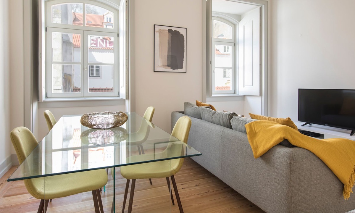 Se Apartment | Downtown Lisbon Apartment by LovelyStay