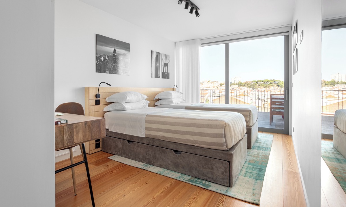 Pena Apartment | LUXURIOUS, BRIGHT & LARGE TERRACE WITH GREAT VIEW | Family-Friendly