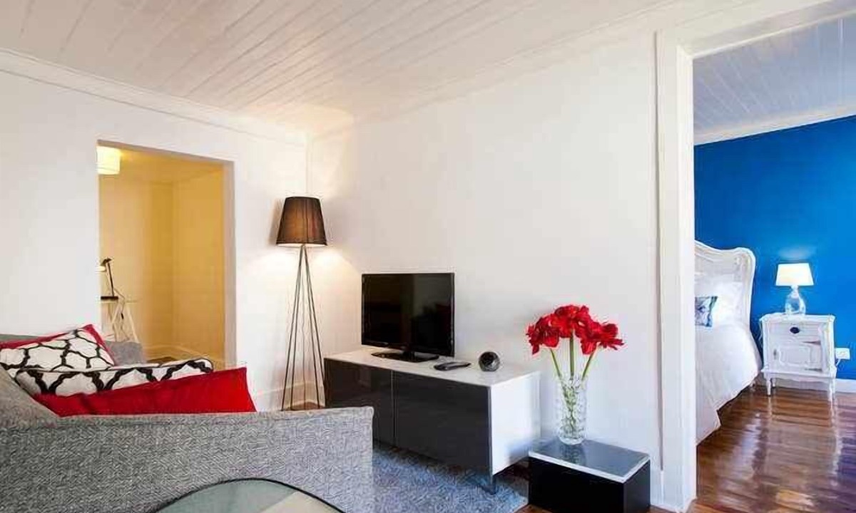 Santo Estevao Apartment | Charming Flat right in the heart of Alfama