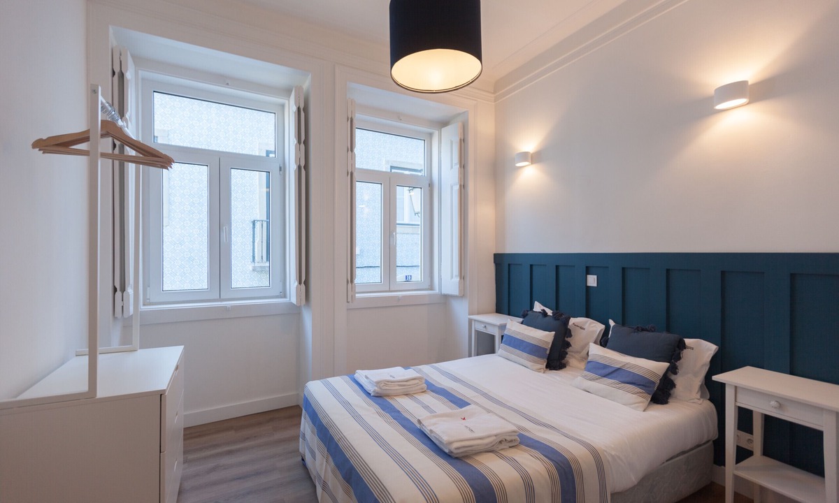 Alfama Apartment | FLH Graça Charming Duplex with Small Pool