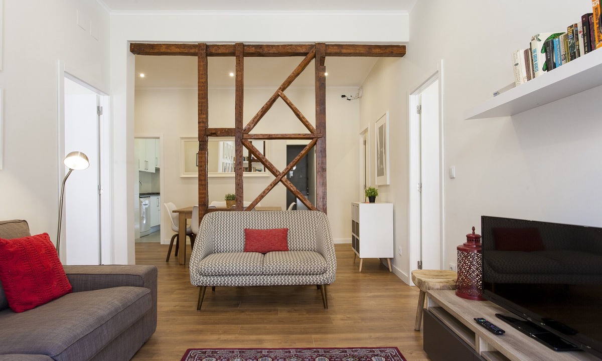 Santa Maria Maior Apartment | Central Downtown 4E up to 13guests by Central Hill