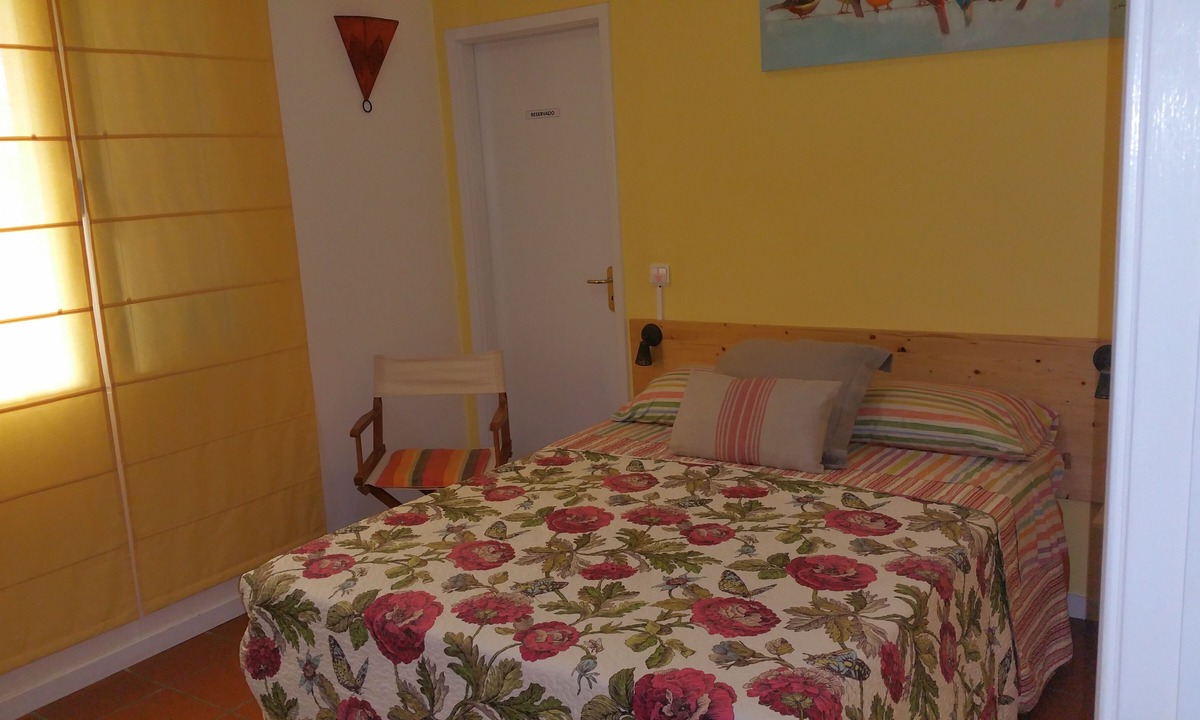 Porto da Cruz House | house pc a quiet house with indoor pool.