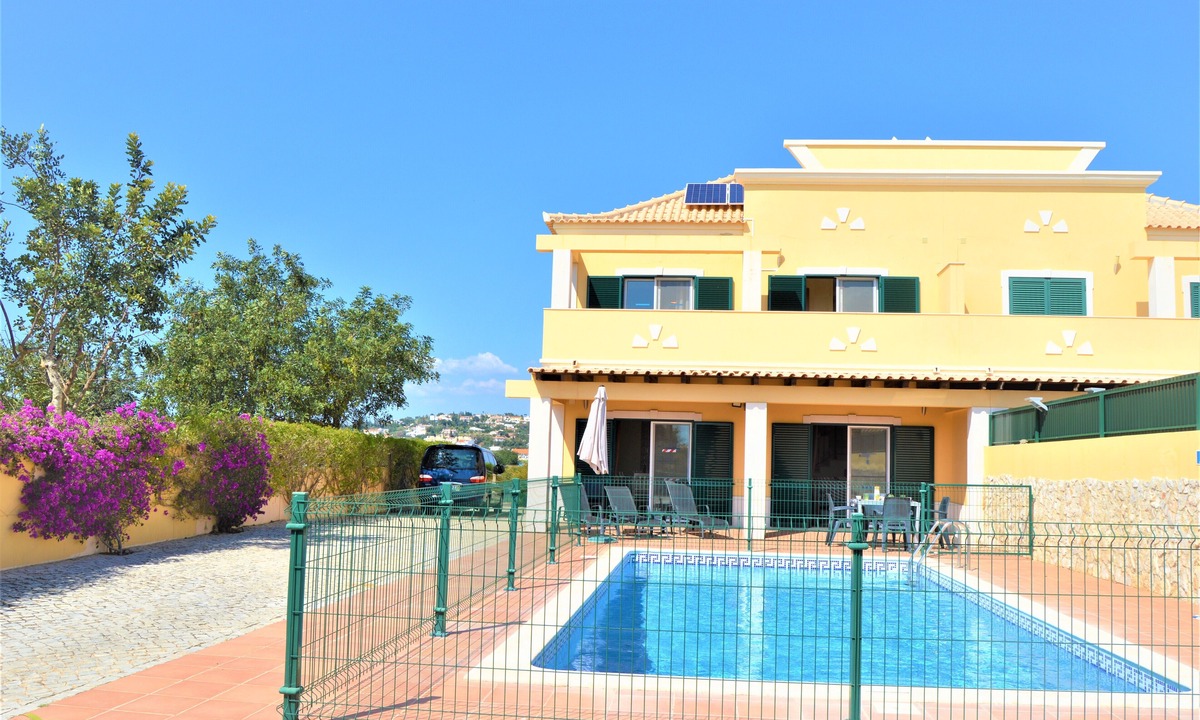 Figueiral Villa | 4+1 bedroom villa private pool and parking for work or vacations (Golf /beach)