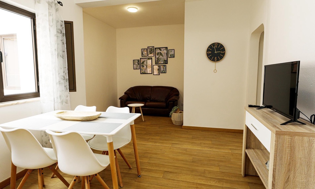 Alfarrobeira Apartment | B87 - Windmill 2 Bed Apartment in Odiaxere