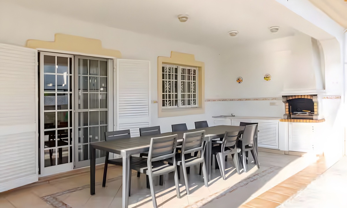 Olhos D'Agua Villa | Villa Casanova – 5 Bedrooms, All En Suite, Private Pool, 900m from the Beach