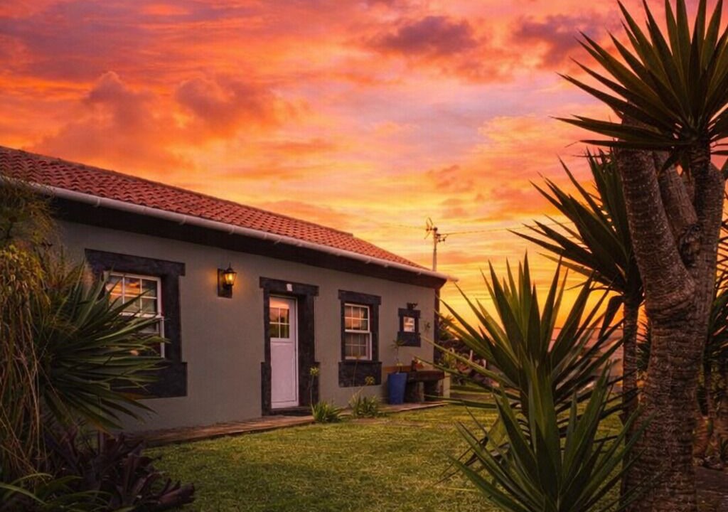 Biscoitos House | Lava Soul, Sublime
