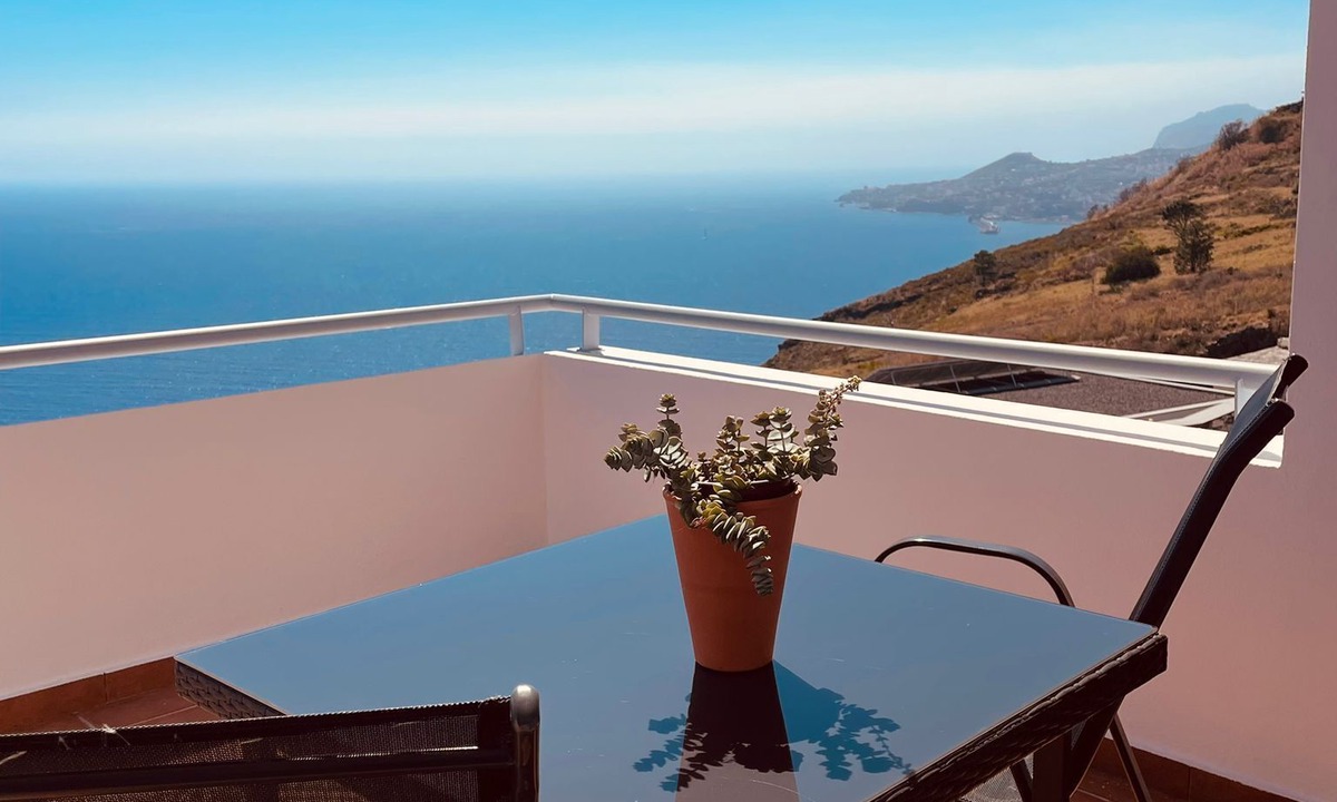 Garajau Apartment | Garajau, Apartment with large terrace, ocean view, near Funchal, free parking