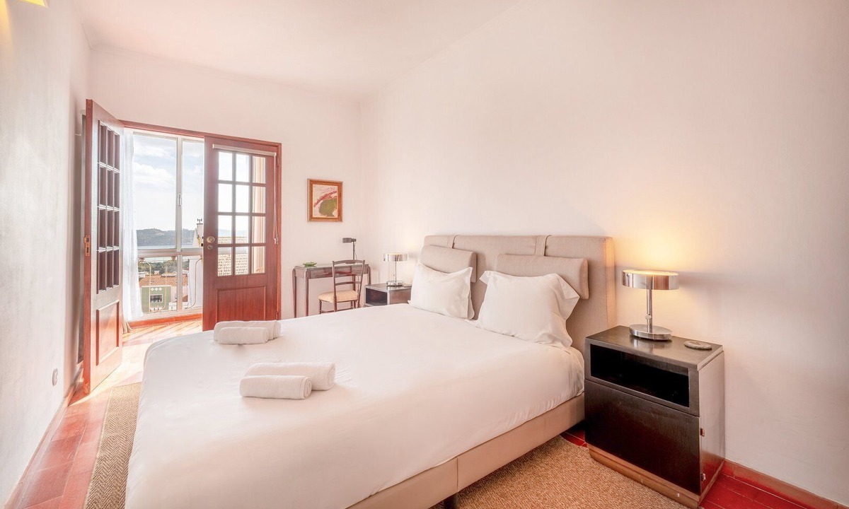Belem Apartment | GuestReady - Lovely Retreat with Tagus River View