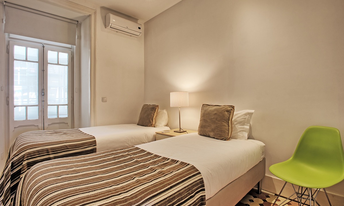 Sao Sebastiao da Pedreira Apartment | Amoreiras Luxurious Apartments