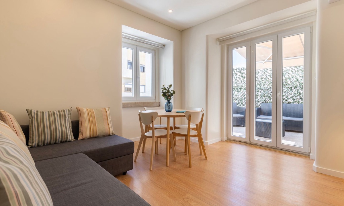 Santa Isabel Apartment | Homely 2BDR Apartment w/Terrace by LovelyStay