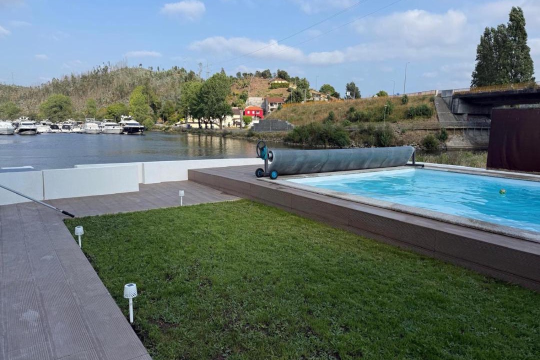 Gondomar House | Villa Marina - cozy riverside house