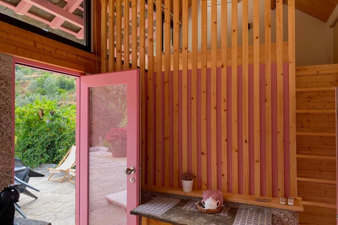 Vinho House | New Rosa Mel - Casas de Campo, Candemil, Serra do Marão