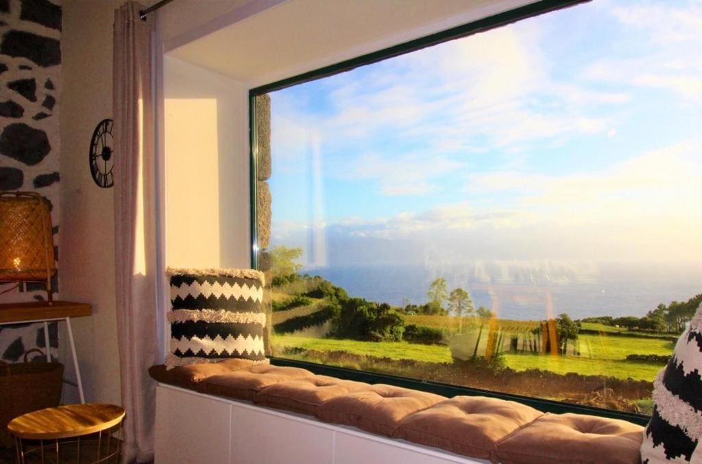 Sao Roque do Pico House | Fish House - The best view