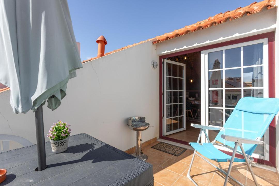 Praia de Santa Cruz Apartment | Waves Inn
