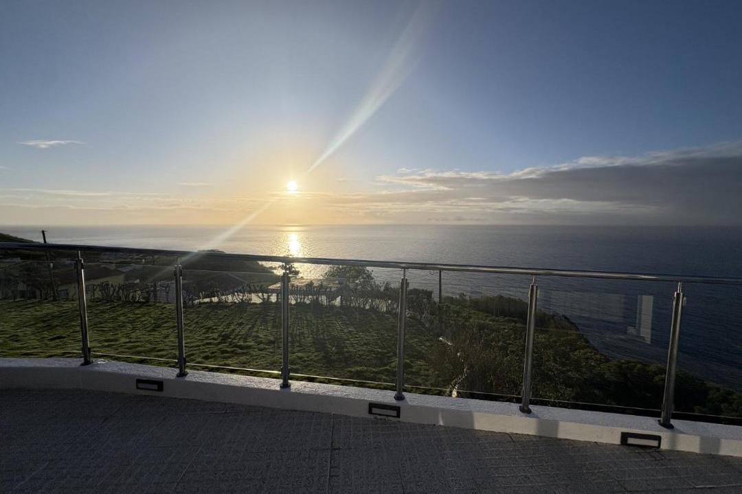 Santa Cruz das Flores Apartment | Sleep HAIbeat - Sea View - Santa Cruz das Flores, Azores